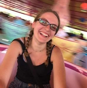 Meet your Posher, Briana
